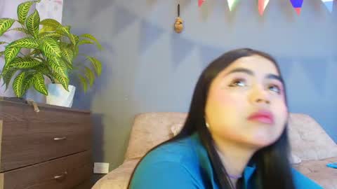 Snapshot of jade_brunnette chatting on July 5, 8:16 pm Jade Brunete online show from July 5, 8:16 pm