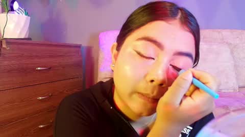 Snapshot of jade_brunnette chatting on July 9, 8:24 pm Jade Brunete online show from July 9, 8:24 pm