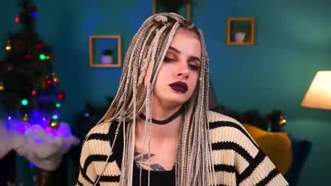 jade_castle online show from December 15, 4:18 am