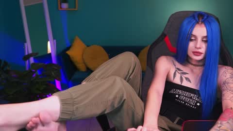 jade_castle online show from January 24, 5:10 am