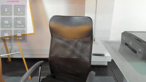 jade_connor online show from May 9, 8:47 pm