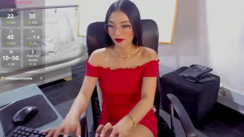 jade_connor online show from May 21, 7:43 pm