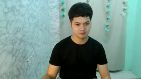 jade_halo online show from May 13, 1:52 pm