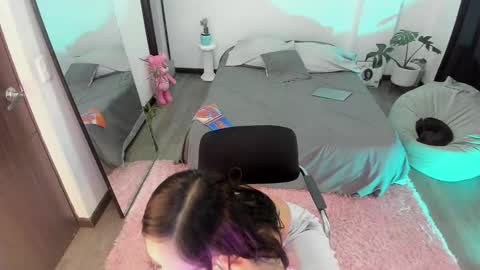 Jade  independent model online show from December 16, 12:32 pm