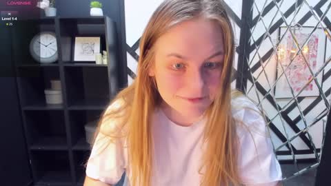 Snapshot of jade_soft chatting on February 7, 9:48 pm Jade online show from February 7, 9:48 pm