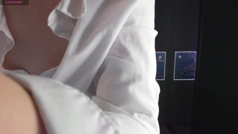 Snapshot of jade_soft chatting on February 22, 2:30 pm Jade online show from February 22, 2:30 pm