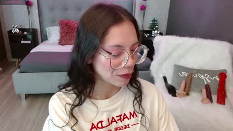 Snapshot of jade_storm_ chatting on January 4, 8:37 pm JADE online show from January 4, 8:37 pm