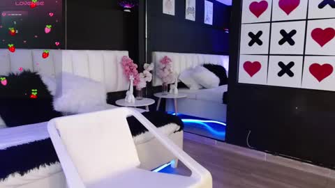 Snapshot of jade_storm_ chatting on March 10, 12:26 pm JADE online show from March 10, 12:26 pm