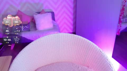 JADE online show from November 30, 4:55 pm