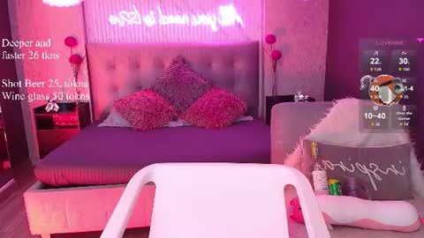JADE online show from June 13, 9:46 pm
