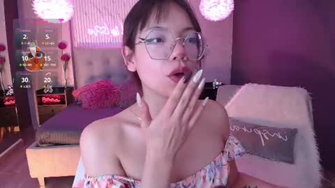 JADE online show from July 12, 8:55 pm