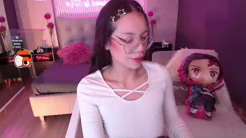 JADE online show from July 17, 9:41 pm