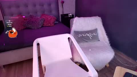 JADE online show from July 24, 8:51 pm
