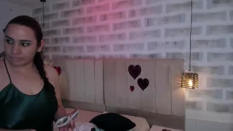 Snapshot of jade_swet chatting on March 7, 8:56 am jade swet online show from March 7, 8:56 am