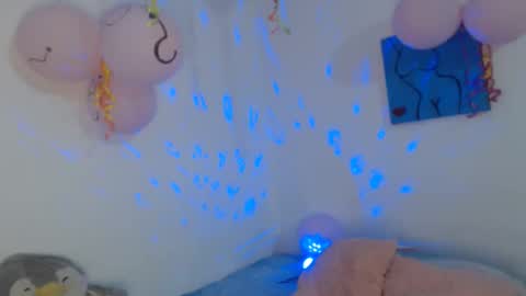 Jade Watson online show from November 13, 4:33 am