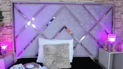 jade white  online show from September 10, 1:55 pm