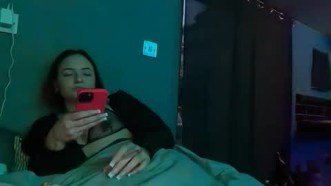 Snapshot of jadealexas chatting on January 15, 7:46 am jadealexas online show from January 15, 7:46 am