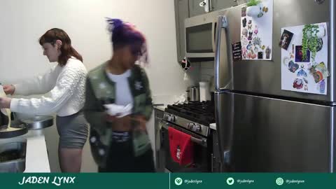 Snapshot of jadedfemboy chatting on December 23, 8:25 pm Jaden Lynx online show from December 23, 8:25 pm