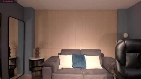 JADE EVANS online show from February 16, 7:43 pm