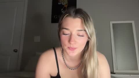 Jade james online show from March 4, 5:46 am