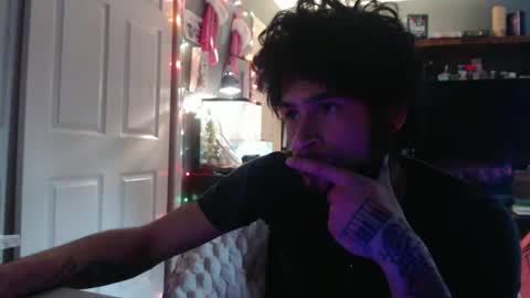 Jade online show from March 5, 7:10 pm