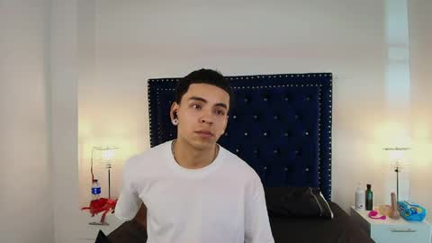 Jaden and Sofia  online show from May 3, 3:23 am