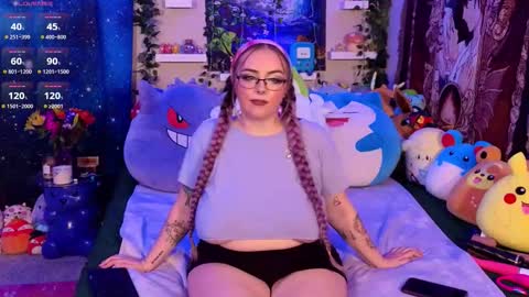 jadeplant online show from February 17, 11:44 pm