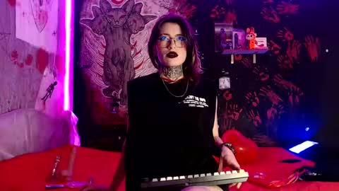 Snapshot of jadepoarch chatting on November 16, 3:45 am Alex and Venus online show from November 16, 3:45 am