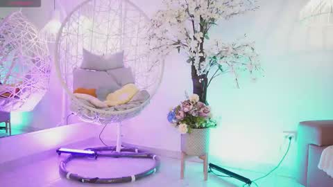 Jade Summer online show from September 15, 11:32 am