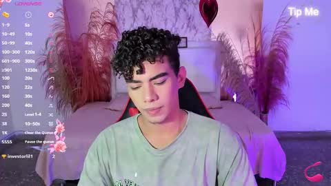 javi15  online show from September 26, 3:43 am