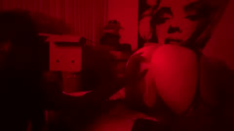 jaguarevermoore1 online show from October 21, 3:07 am