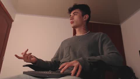 Snapshot of jaico_santos chatting on November 29, 6:11 pm jaico_santos online show from November 29, 6:11 pm