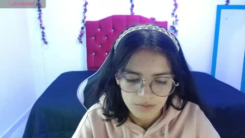 jaide412638 online show from May 7, 8:36 pm
