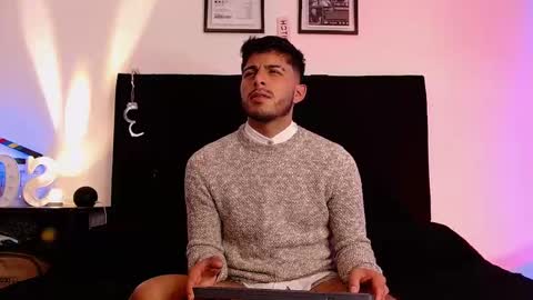 Snapshot of jaiden_thoner chatting on December 5, 4:32 am Jaiden online show from December 5, 4:32 am