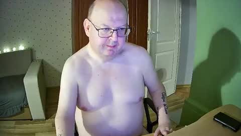 Jake2309 online show from December 4, 8:51 pm