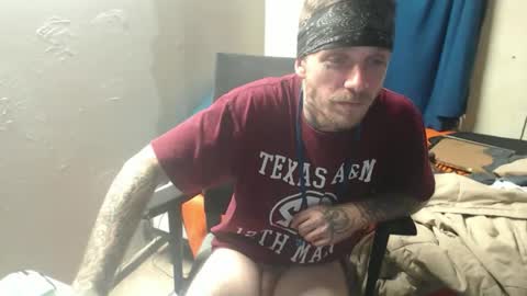 showingitoff online show from October 15, 6:46 am