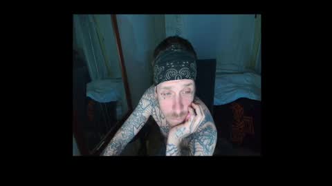 showingitoff online show from April 3, 2:42 am