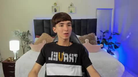 Snapshot of jake_evanss_ chatting on May 14, 3:08 pm JAKE online show from May 14, 3:08 pm