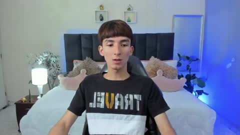 Snapshot of jake_evanss_ chatting on May 19, 2:01 pm JAKE online show from May 19, 2:01 pm