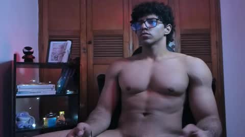 Snapshot of jake_hill1 chatting on September 16, 5:52 am jake_hill1 online show from September 16, 5:52 am