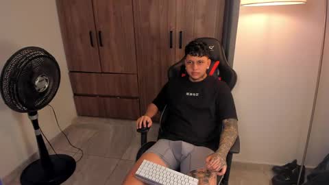 Jake Pons online show from May 27, 11:35 pm