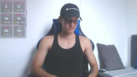 Hi guys im new 3 online show from December 18, 6:36 pm