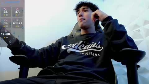 Snapshot of jake_tripp chatting on March 6, 3:35 am jake_tripp online show from March 6, 3:35 am