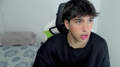 Snapshot of jake_tripp chatting on March 9, 9:14 pm jake_tripp online show from March 9, 9:14 pm