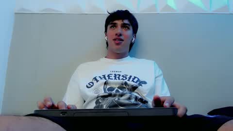 Snapshot of jake_tripp chatting on September 27, 4:39 am jake_tripp online show from September 27, 4:39 am