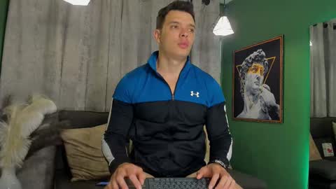 Snapshot of jakee_tyler chatting on February 12, 4:33 pm Jake Tyler online show from February 12, 4:33 pm