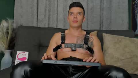 Snapshot of jakee_tyler chatting on March 7, 12:26 am Jake Tyler online show from March 7, 12:26 am