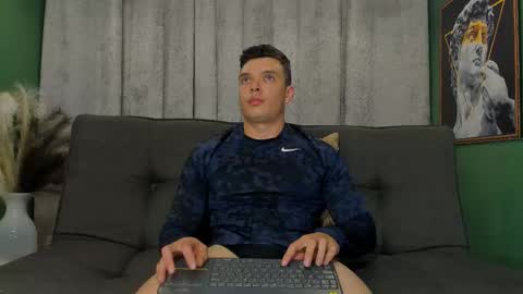 Snapshot of jakee_tyler chatting on March 11, 2:21 am Jake Tyler online show from March 11, 2:21 am