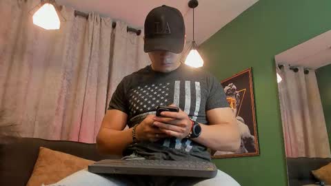 Snapshot of jakee_tyler chatting on September 8, 6:07 pm Jake Tyler online show from September 8, 6:07 pm