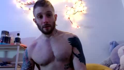 Snapshot of jakefoundglory chatting on March 6, 6:08 am Jake online show from March 6, 6:08 am